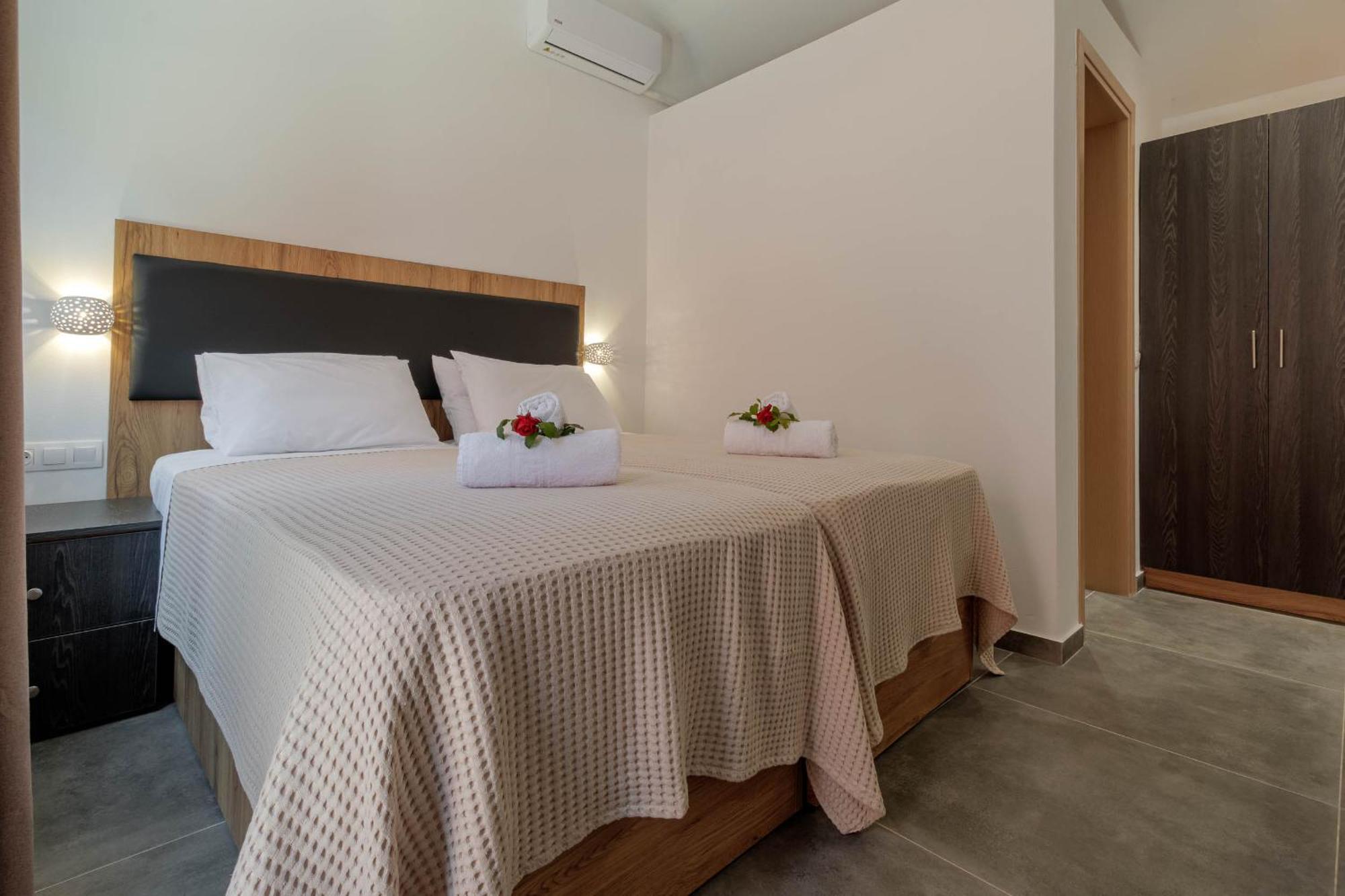 Ionian Arches Hotel Gouvia Room photo